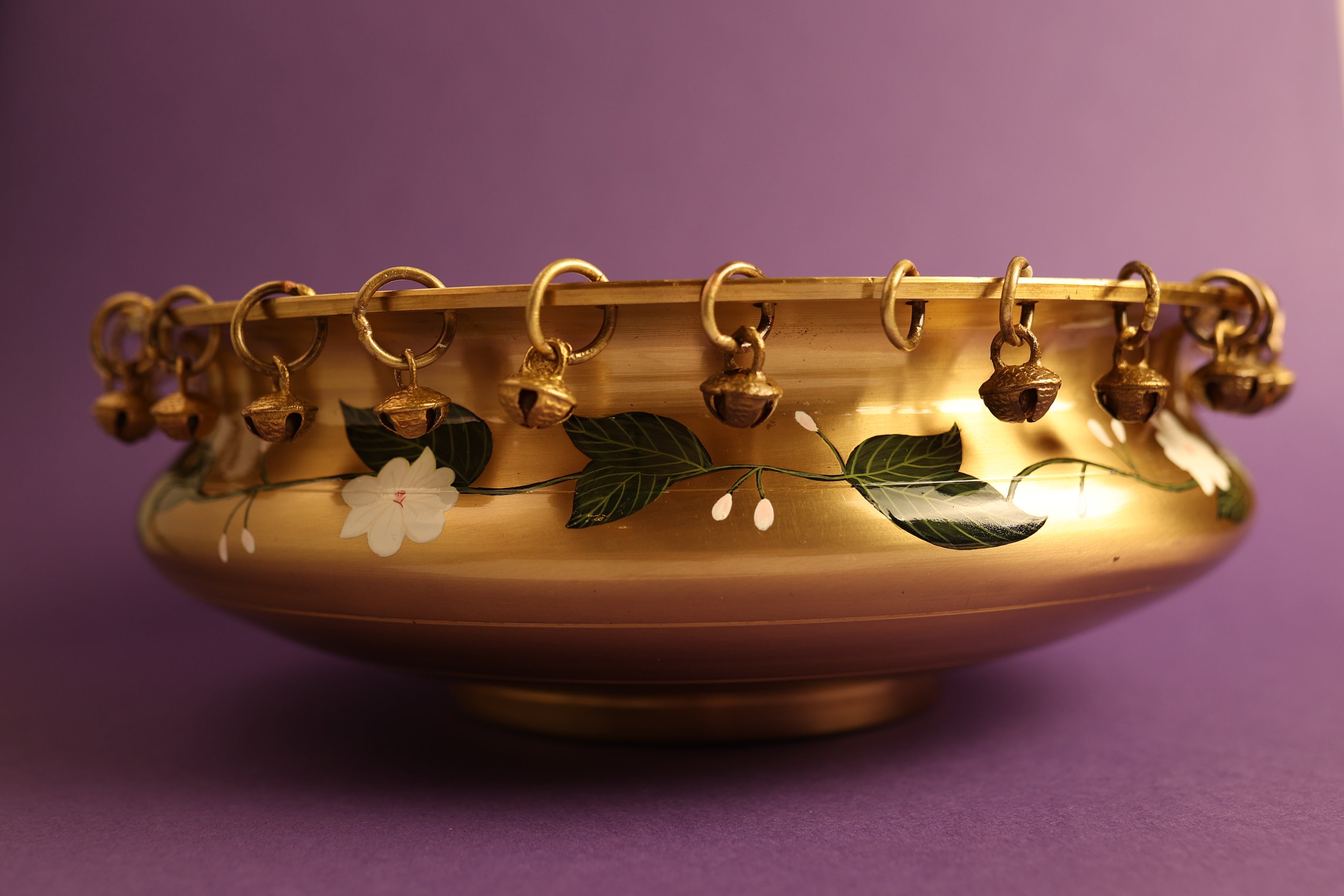 Chameli Pital Urli 12"