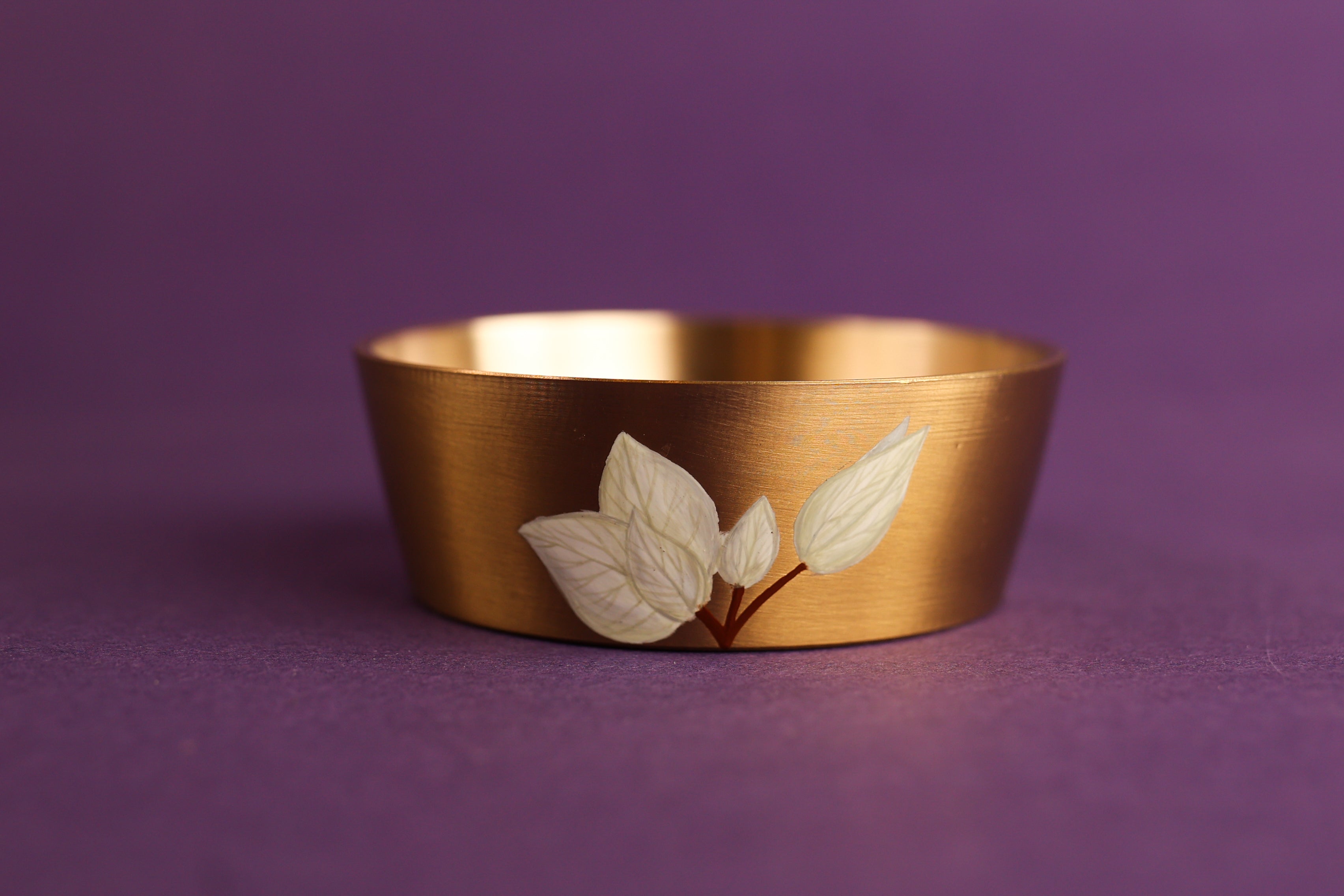 Saphed Kansa Choti Katori